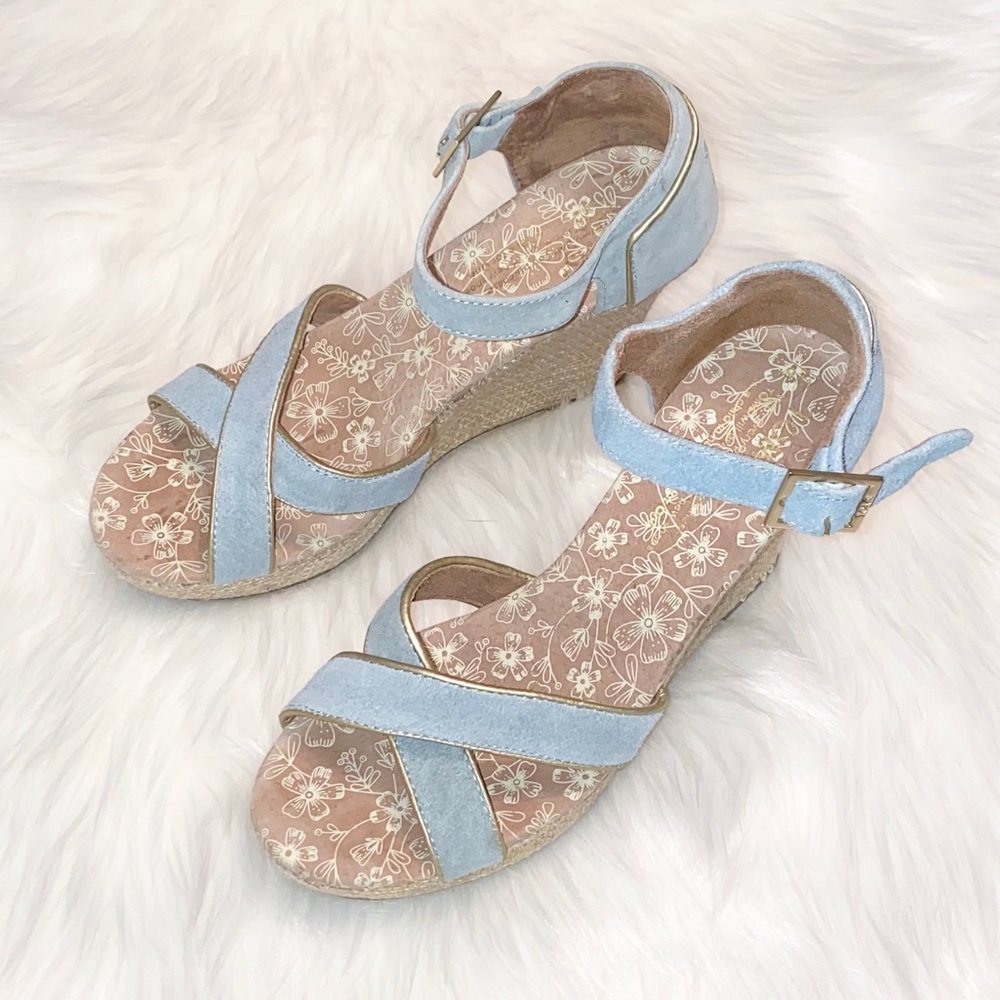 Toms Women’s Wedges Size 6